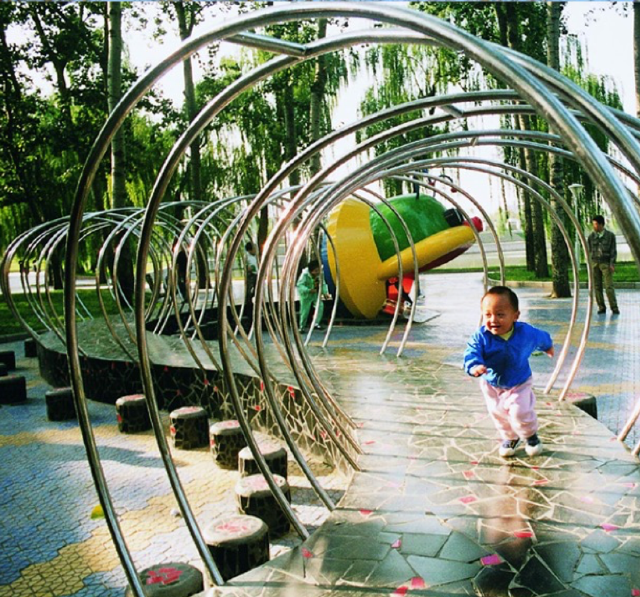 《欢乐虫虫》--2000