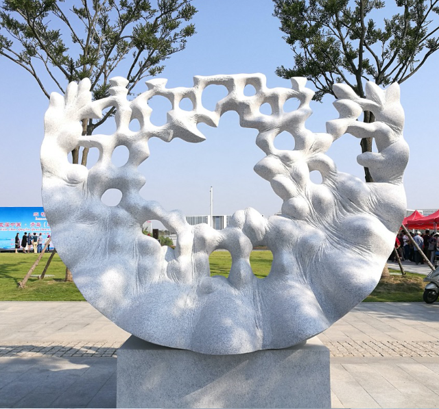 《半月》---2016年